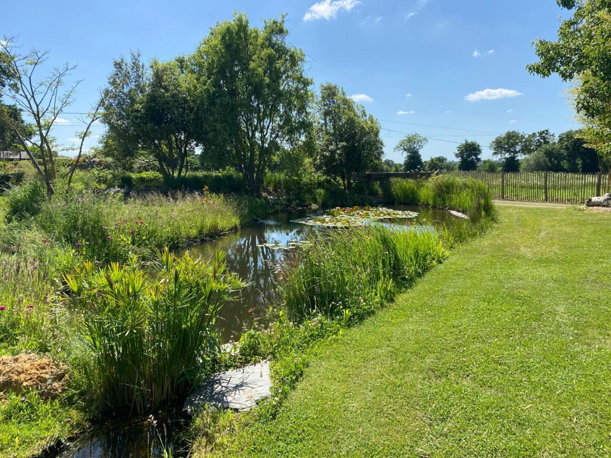 Le Jardin Des Sens Villa Chasne-sur-Illet ภายนอก รูปภาพ